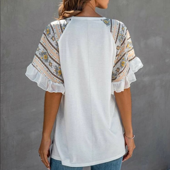 Boho Gypsy Print Blouse Ruffle Sleeve White V Neck - Picture 3 of 6